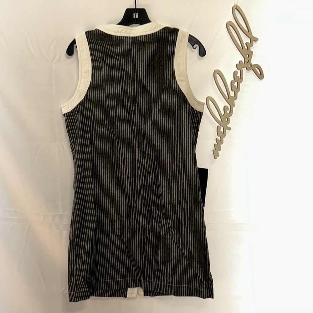 POMANDER PLACE

Black Stripe Voileta Dress - Picture 8 of 11